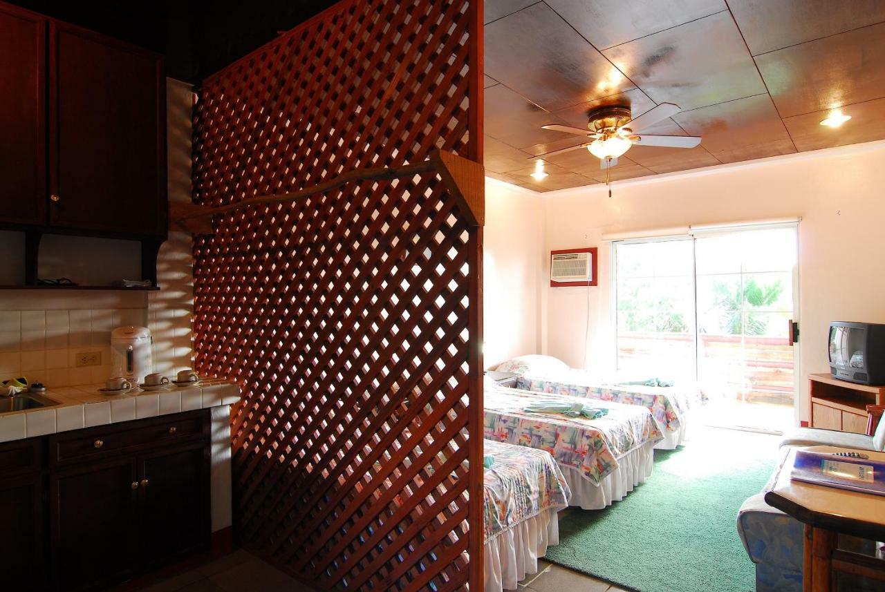 Antelope Guesthouse Koror Ngoại thất bức ảnh